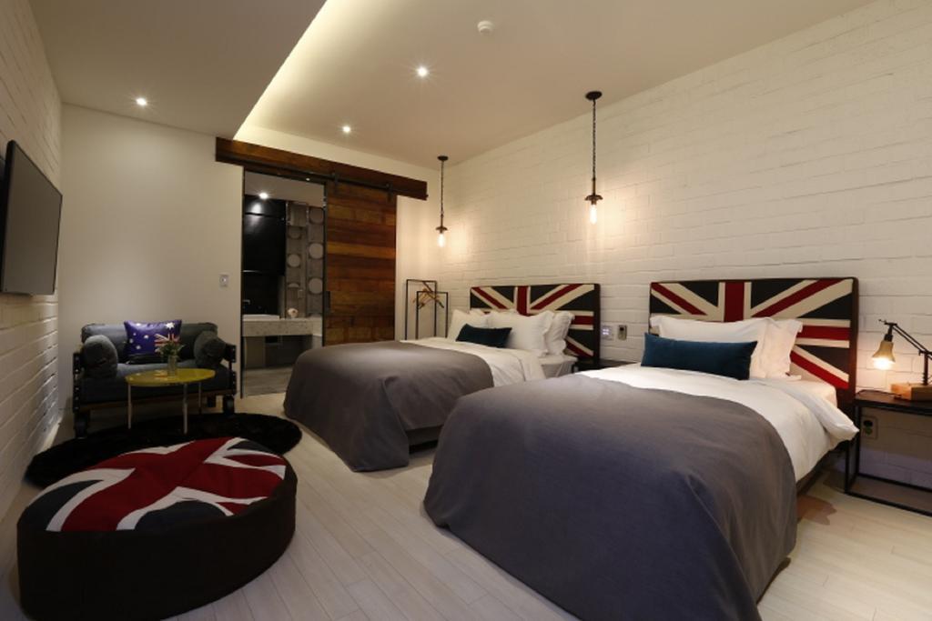 Chungbuk Inno City Namoo Hotel Eumseong Oda fotoğraf